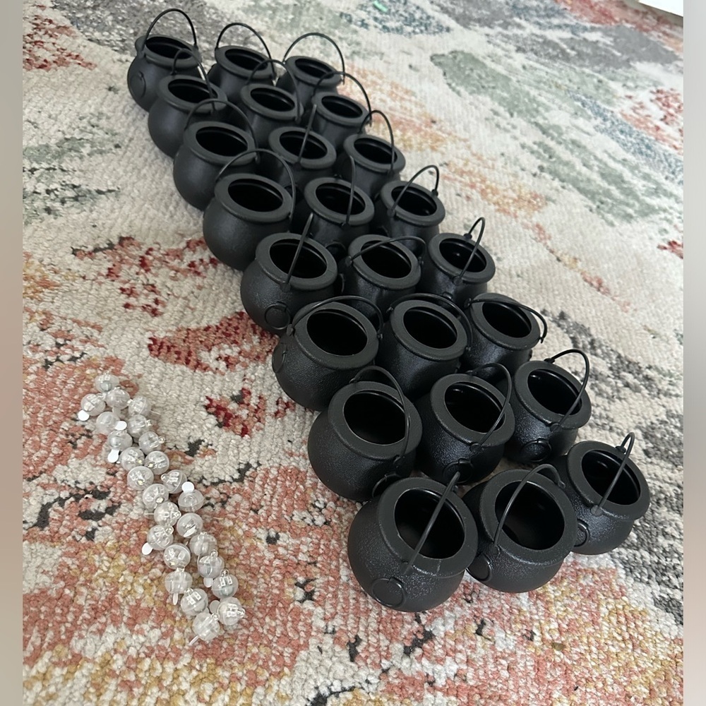 24 New Mini Black Cauldrins & 25 New LED Circle Lights